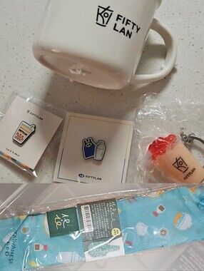 5 Fifty Lan Koi Bubble Tea Boba Taiwain Franchise White Mug, Keychain, 2 Pin
